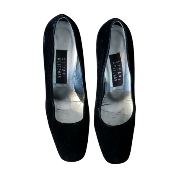 Stuart Weitzman Black Velvet/Velour Heels with Satin Heel Size 7 B - Picture 1 of 10